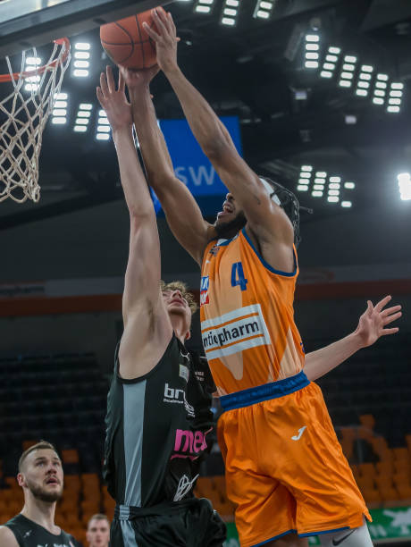 斯图尔特的 斯图尔特的