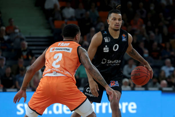 伤病风险和 伤病风险和